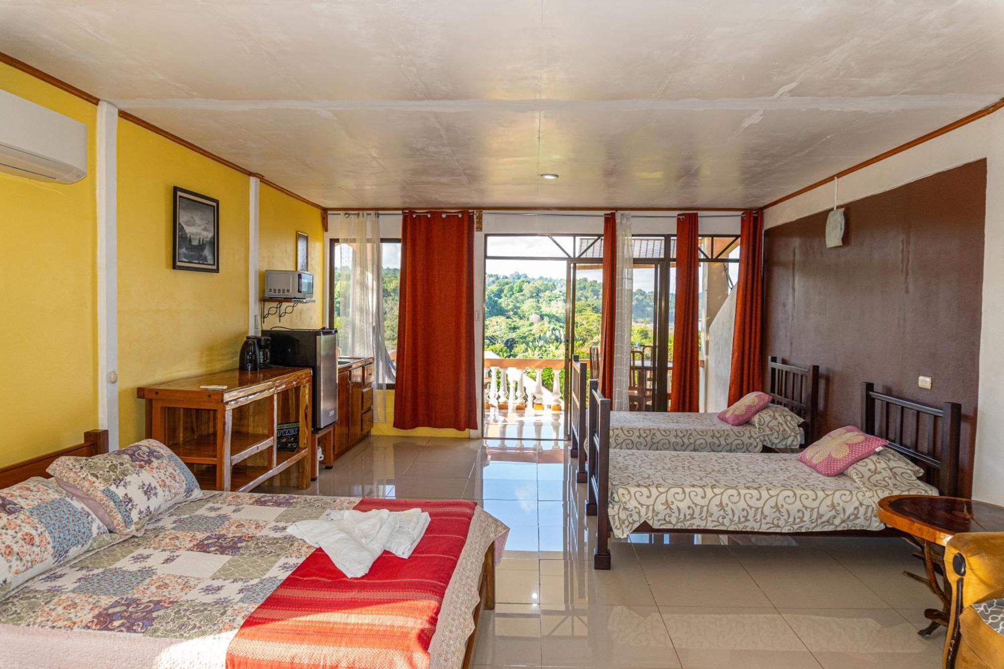 Villa Manolo Ocean And Forest View Hotel Драке Экстерьер фото